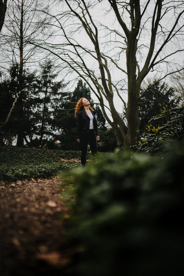 Porträtshooting im März im idyllischen botanischen Garten in Klein Flottbek