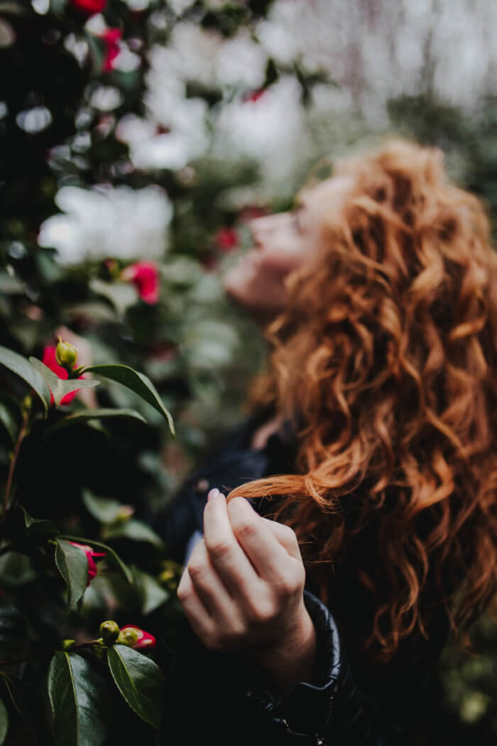 Erste Blüten bei einem entspannten Porträtshooting im März im Botanischen Garten